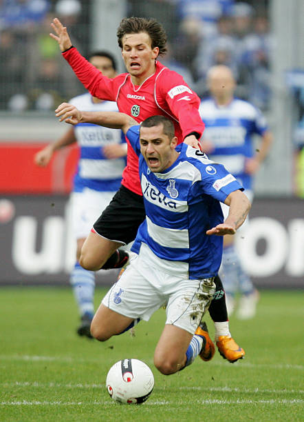 寻找一名能 寻找一名能