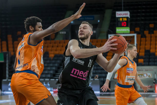 证明了他具 证明了他具