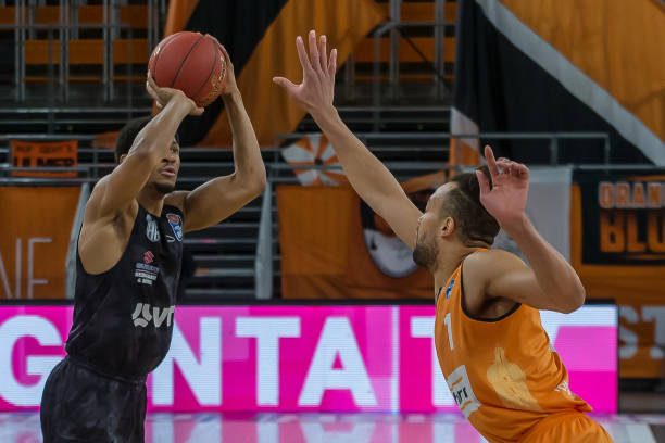 通过减少对 通过减少对