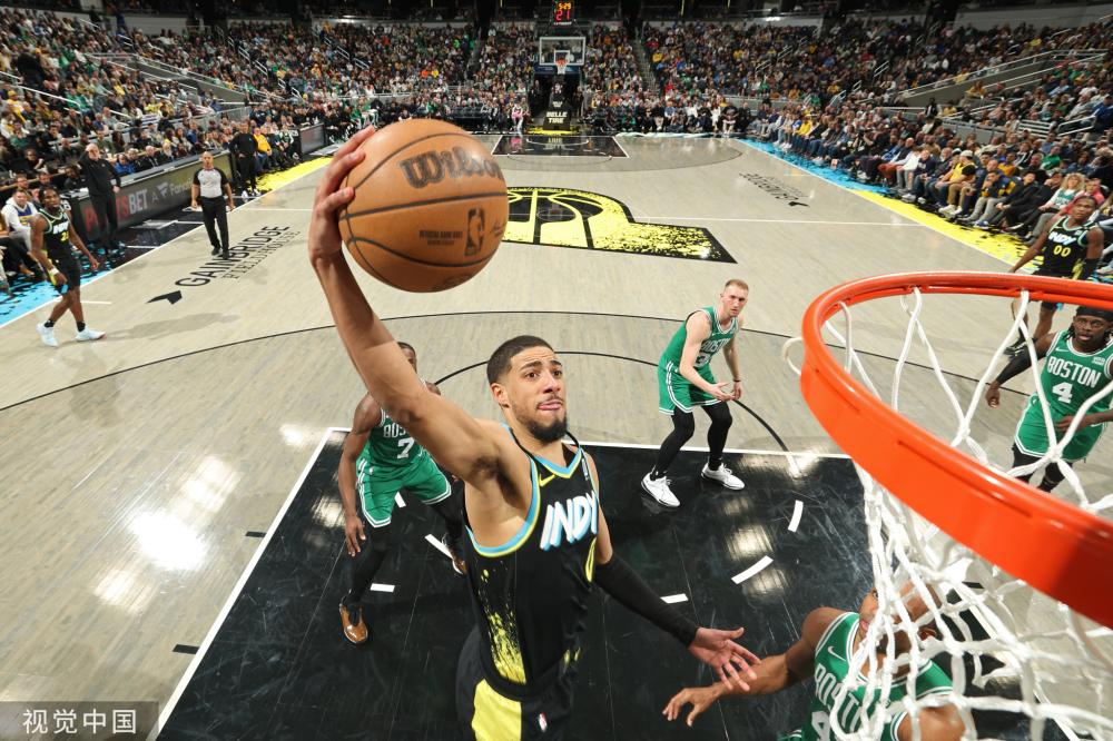 莱万在对阵 莱万在对阵